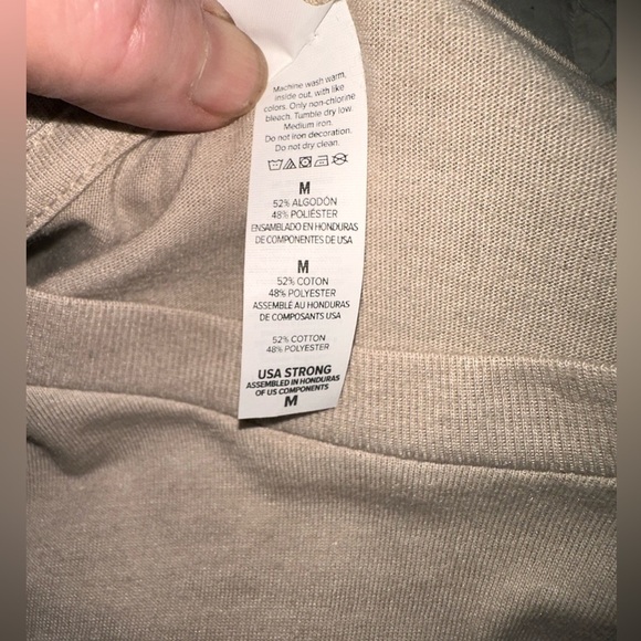 Bella Canvas medium tan “Summer Vibes” T shirt. NWOT leopard graphic T. - Picture 4 of 6